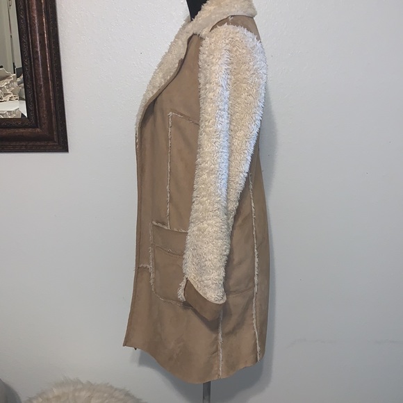 HEI HEI ANTHROPOLOGIE coat with Sherpa! - Picture 5 of 12